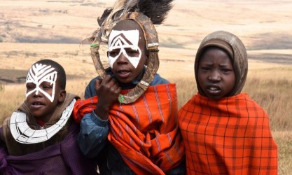 Massai Dorf in der Serengeti - ein Besuch