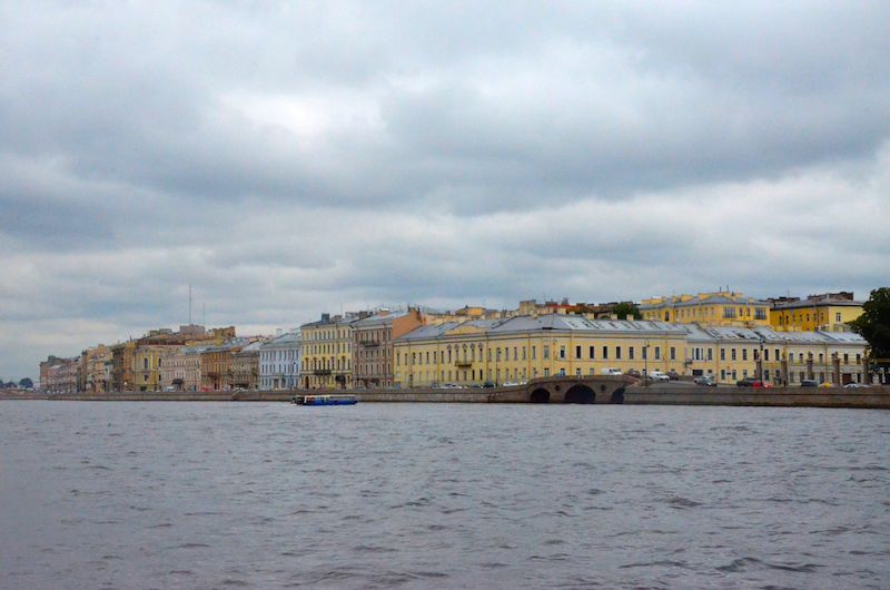 Top Sehenswürdigkeiten von St Petersburg Sightseeing auf der Newa